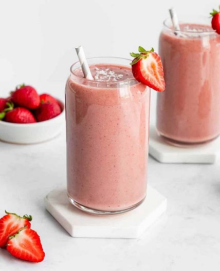 Strawberry cheesecake smoothie