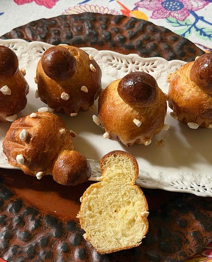 Classic French Brioche | Parisienne aka Brioche à Tête