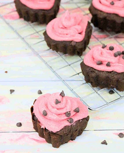 Vegan Heart Shaped Cupcake Recipe (Gluten-Free)