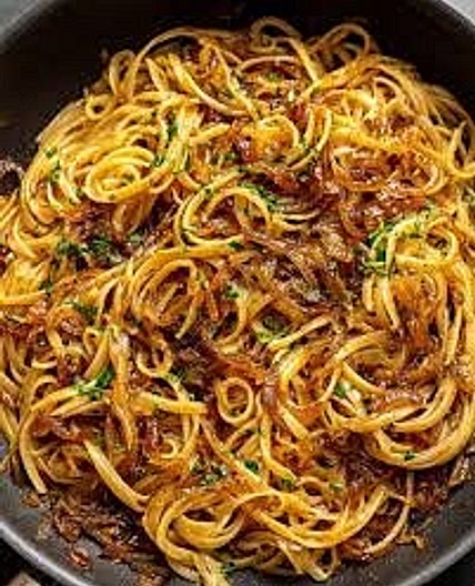 Slow Cooker Garlic Herb Linguine with Caramelized Onions