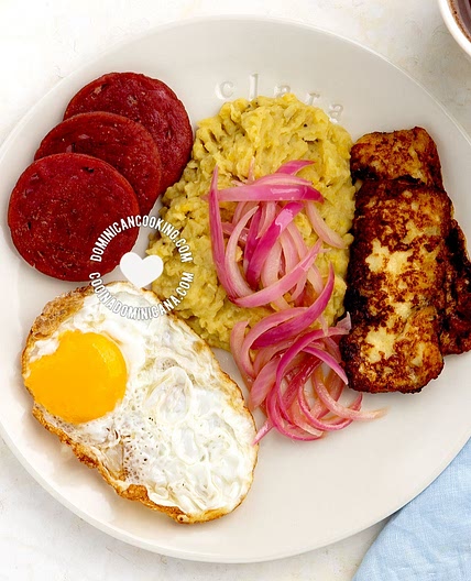 Mangu [Video+Recipe] Dominican Mashed Plantains