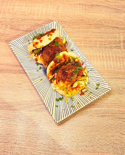 Bao buns au poulet à la coréenne