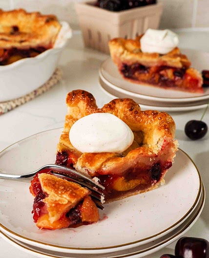 Cherry Pie with Almond Extract