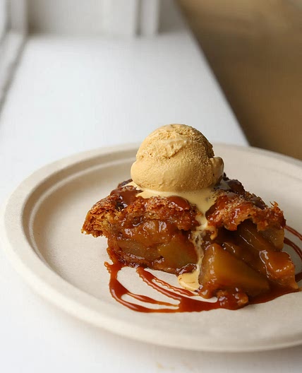 Kitchen Project #40: Caramel pear pie