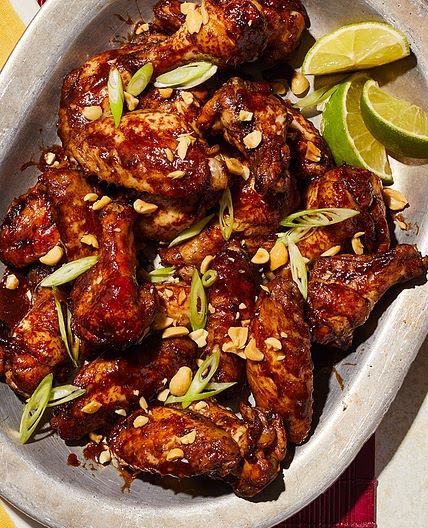 Sticky pad Thai-style chicken wings