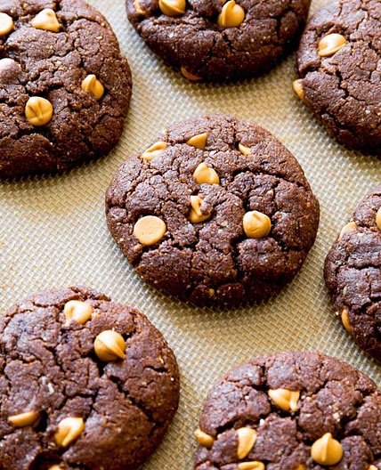 Flourless Peanut Butter Chocolate Cookies