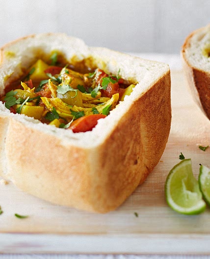 Chicken bunny chow