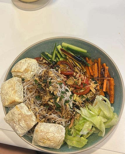 Tofu and Noodle Salad Bowl