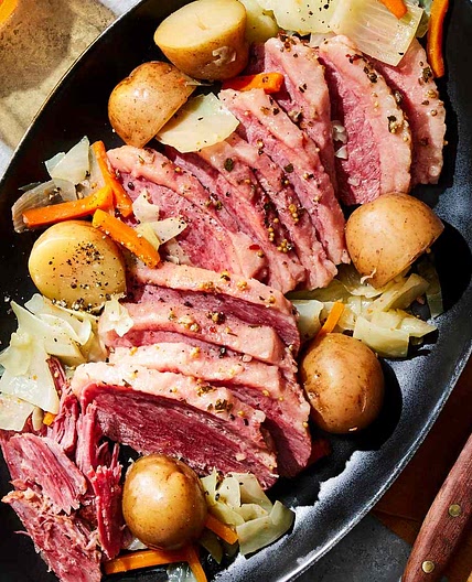 Slow-Cooker Corned Beef and Cabbage