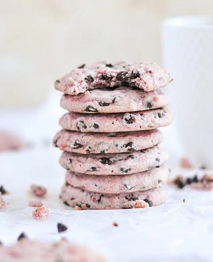 Raspberry Chocolate Chip Cookies