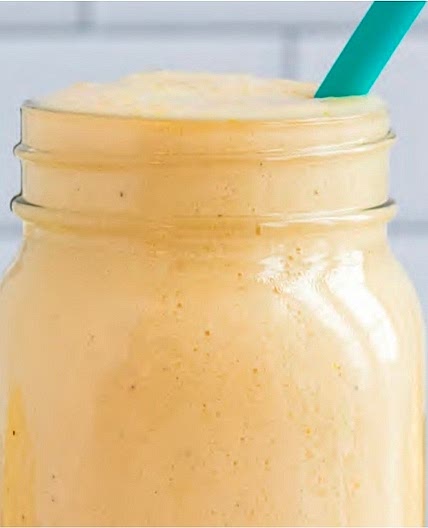 ANTI-INFLAMMATORY GOLDEN SMOOTHIE