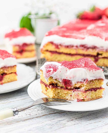 Strawberry Sugar Free Cake Recipe