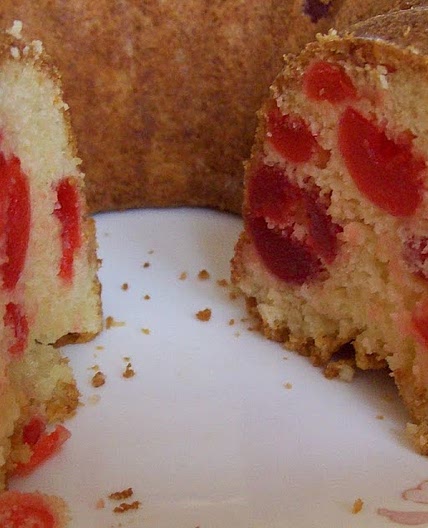 Mom’s Cherry Cake