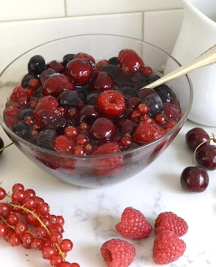 German Red Berry Pudding | Rote Grütze