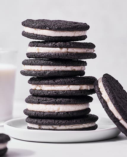 Homemade Oreo Cookies