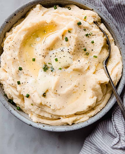Seriously Amazing Cheddar Mashed Potatoes