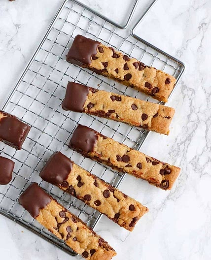 D'licious Chocolate Chip Sticks
