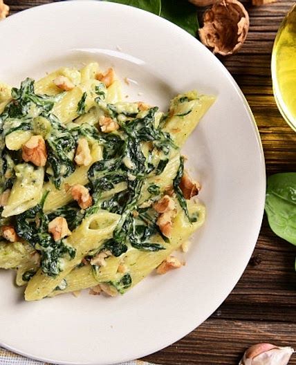 Gorgonzola Spinat Nudeln