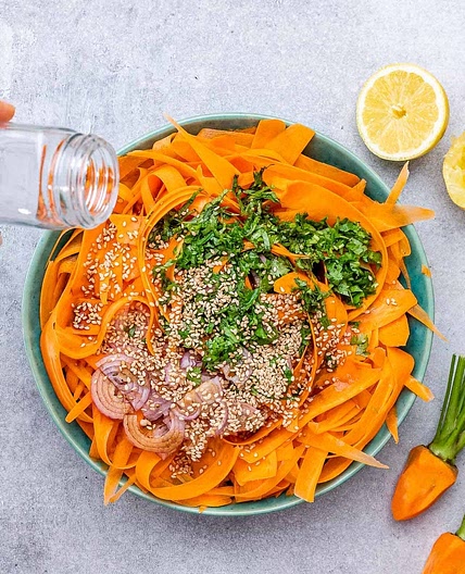 Viral Carrot Chicken Salad 