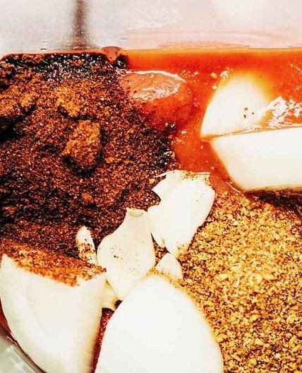 5 Minute Blender Enchilada Sauce