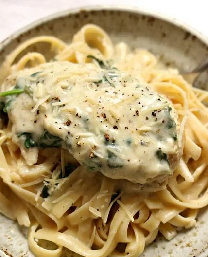 Slow Cooker Garlic Parmesan Chicken