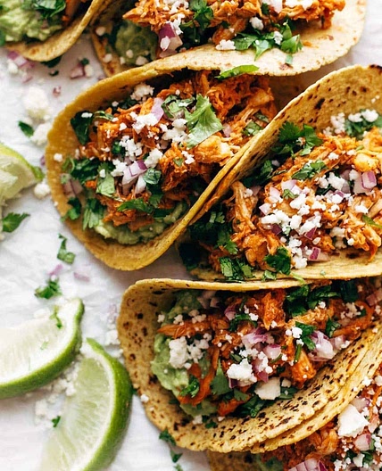 The Best Chicken Tinga Tacos