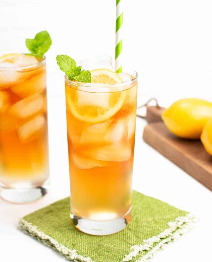 Arnold Palmer Drink (Iced Tea Lemonade)
