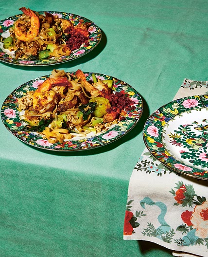 Pork and Prawn Rice Noodles (Kwetiau)