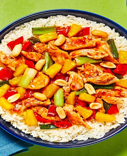 Szechuan Chicken & Pineapple Stir-Fry with Ginger, Bell Pepper & Peanuts