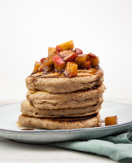 Vegan Applesauce Pancakes