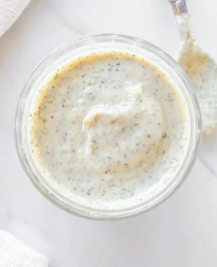 Garlic Parmesan Sauce (Quick & Easy)