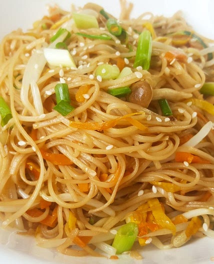 Vegetarian Chow Mein