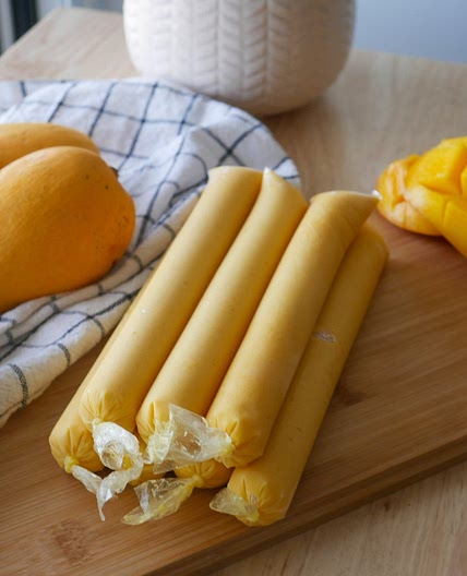Easy Mango Ice Candy (Ice Pops)