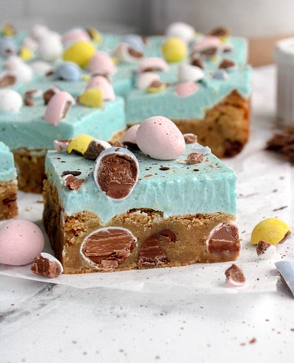 Cadbury Egg Cookie Bars