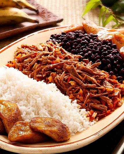 Carne mechada/ pabellon