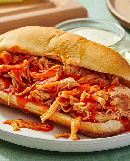 Slow Cooker Buffalo Chicken Sandwiches