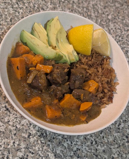 Seco De Carne y Arroz Con Coco