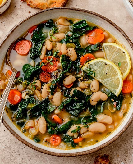White Bean and Kale Soup
