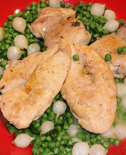 Chicken with Braised Peas and Onions