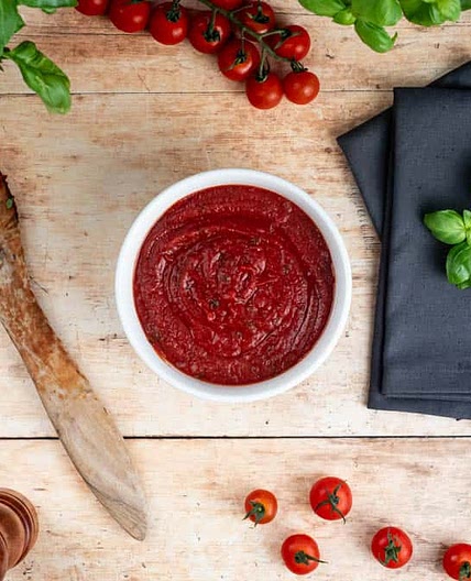 Homemade Easy 15 Minute Passata Pizza Sauce Recipe