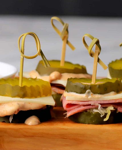 Low Carb Reuben Pickle Bites