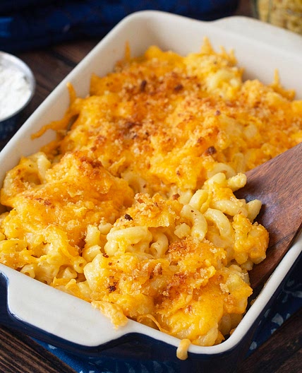 Easy Baked Mac and Cheese Recipe