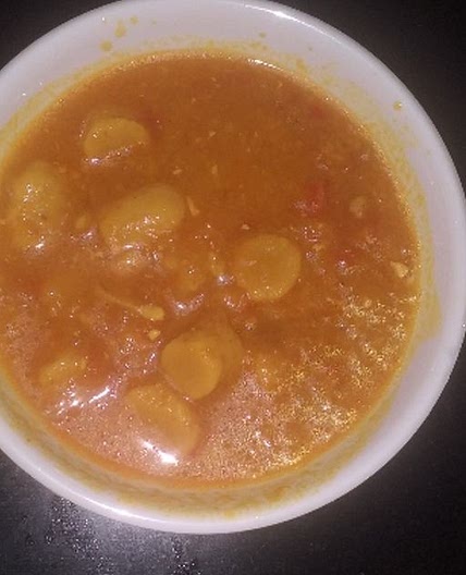 बेसन के गट्टे की सब्जी (besan ke gatte ki sabzi recipe in Hindi)