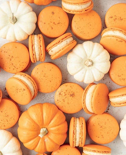 Pumpkin Spice Macarons
