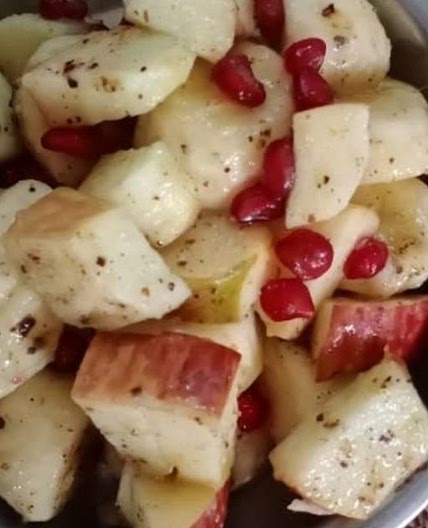 फ्रूट चाट (fruit chaat recipe in Hindi)