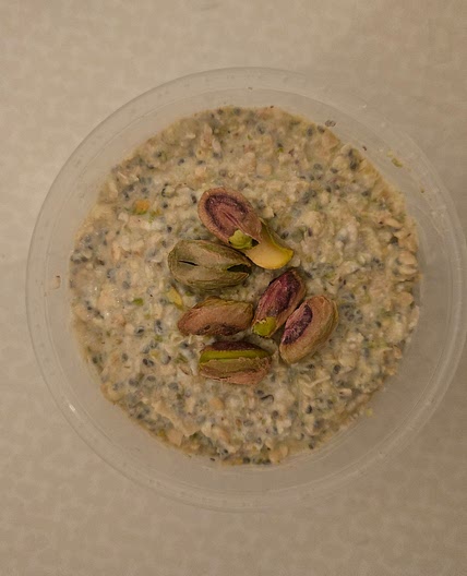 Pistachio Overnight Oats