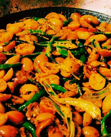 करोंदे मिर्ची का अचार (Karonde mirchi ka achar recipe in hindi)