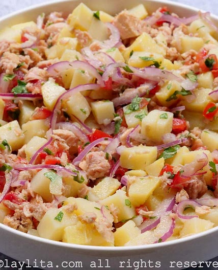 Ecuadorian Tuna Potato Salad (Ensalada de papa y atún)