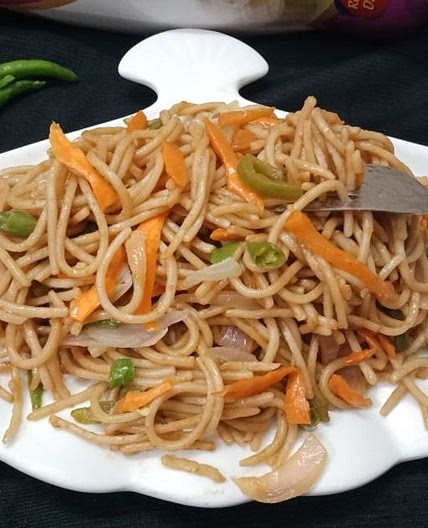 नूडल्स (noodles recipe in Hindi)