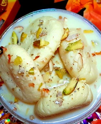 रसीली केसरिया रसमलाई (rasile kesariya rasmalai recipe in Hindi)